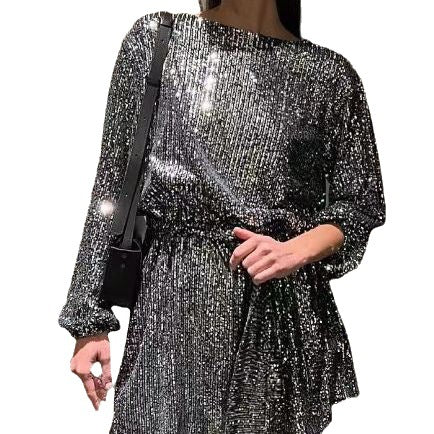 The spotlight is mine (Holiday Party Dress)